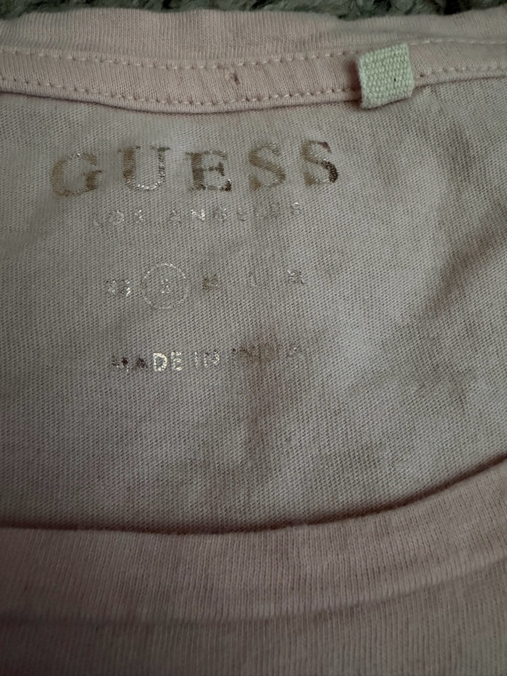 GUESS Light Pink Short Sleeve Tee with Rose Gold Sequin Logo - Picture 4 of 4